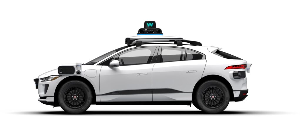 sfide-auto-autonome-sicurezza-normative