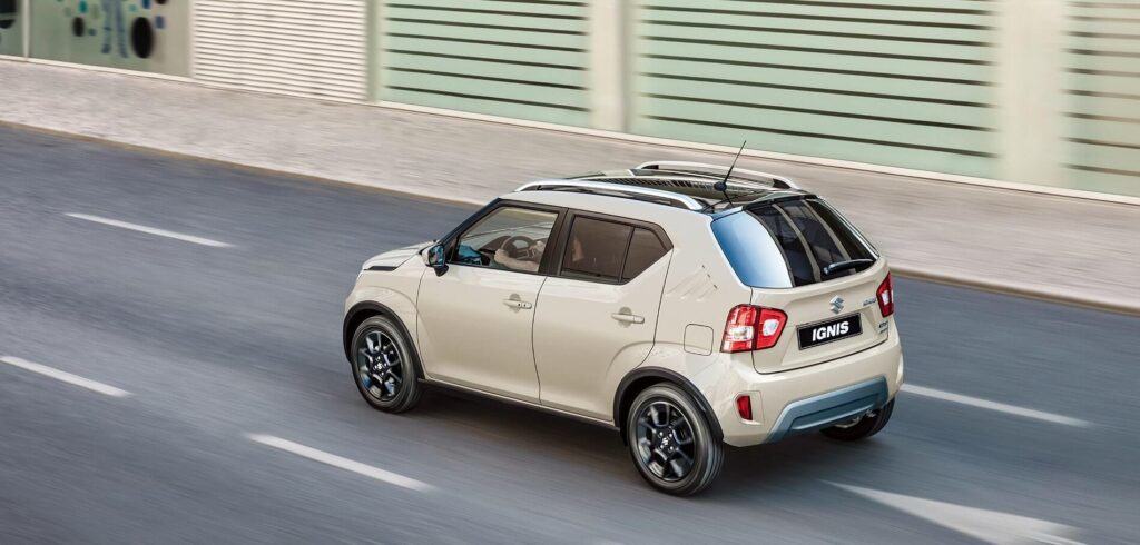 suzuki-ignis-2024-migliori-city-car-2024 Suzuki Ignis 2024, una delle migliori city car 2024, con aspetto da SUV e motore ibrido, perfetta per la città e brevi escursioni.